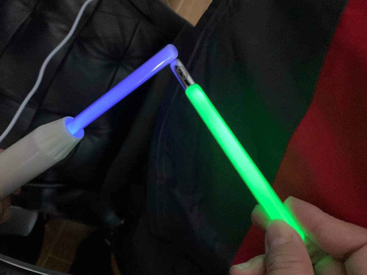 Glow Tubes, photo 1