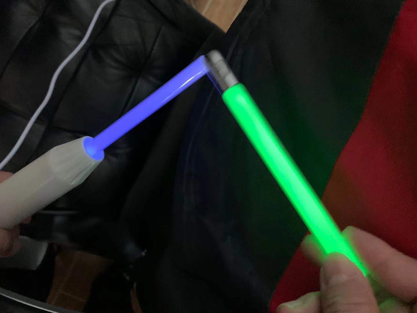 Glow Tubes, photo 2